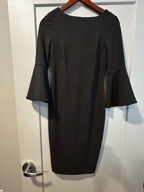 Calvin Klein Classic Grey Sheath Dress with Bell Sleeves size 2